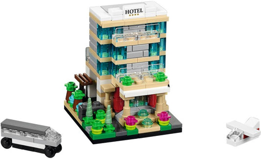 LEGO 40141 Bricktober Hotel | Exclusive Minifigures & Accessories – view 2 - Auzzistore