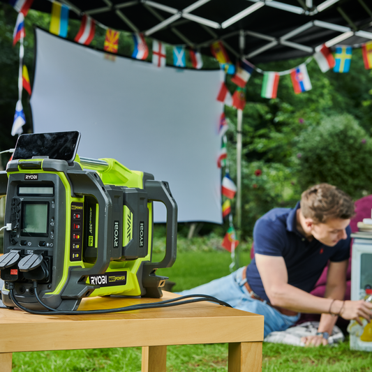 Ryobi Power Station Inverter - Tool Only - 36V - 1600W - LCD Display – view 2