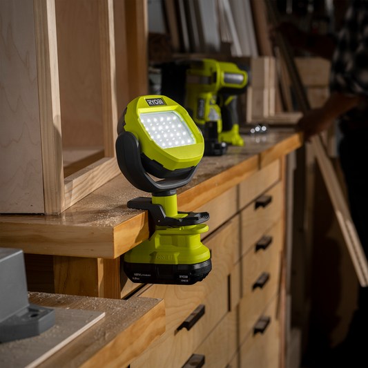 Ryobi 18V ONE+ Clamp Light RLCL18 - Tool Only - 1000 Lumens - Adjustable – view 2
