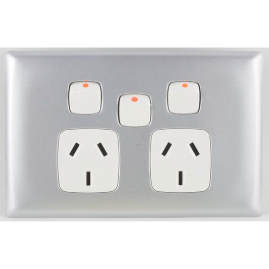 HPM Linea Double Powerpoint - 82mm x 127mm - Plastic - Low Profile - Auzzistore