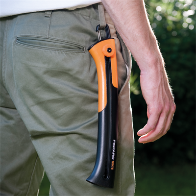 Fiskars Xtract Garden Saw - 220mm Fibercomp - Retractable - Lightweight