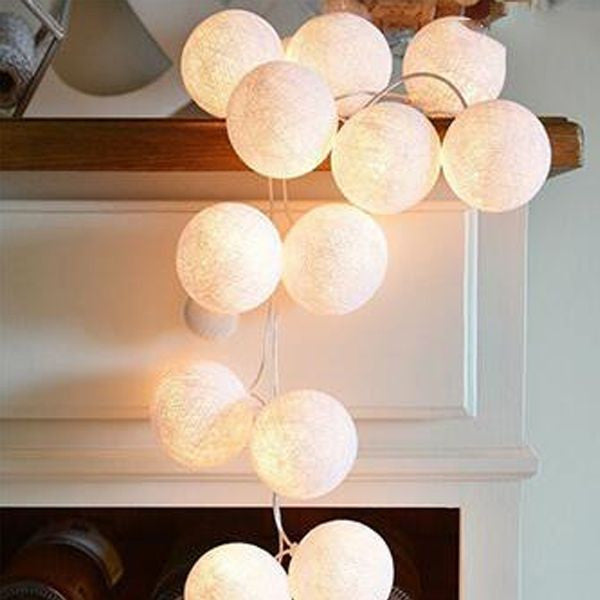 1 Set of 20 LED White 5cm Cotton Ball Battery Powered String Lights Christmas Gift Home Wedding Party Bedroom Decoration Outdoor Indoor Table Centrepiece | Auzzi Store