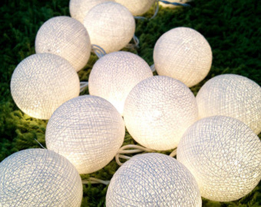1 Set of 20 LED White 5cm Cotton Ball Battery Powered String Lights Christmas Gift Home Wedding Party Bedroom Decoration Outdoor Indoor Table Centrepiece | Auzzi Store