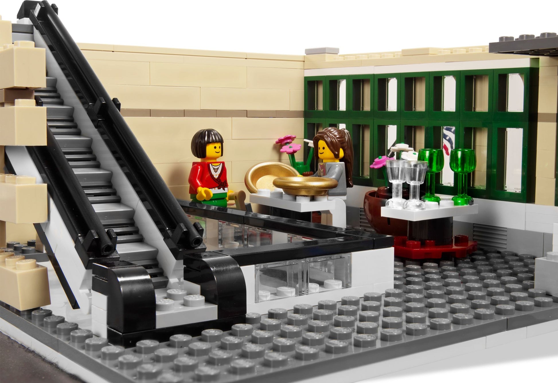 LEGO CREATOR 10211 Grand Emporium and Sealed.- Auzzi Store