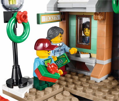 LEGO 10259 Winter Village Station: Festive Holiday Train Set