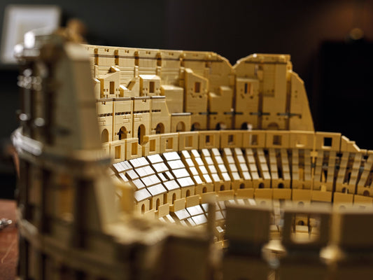 LEGO 10276 Colosseum: Epic Roman Architecture Model Kit – view 2