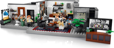 LEGO Creator Series 10291 The Fab 5 Loft