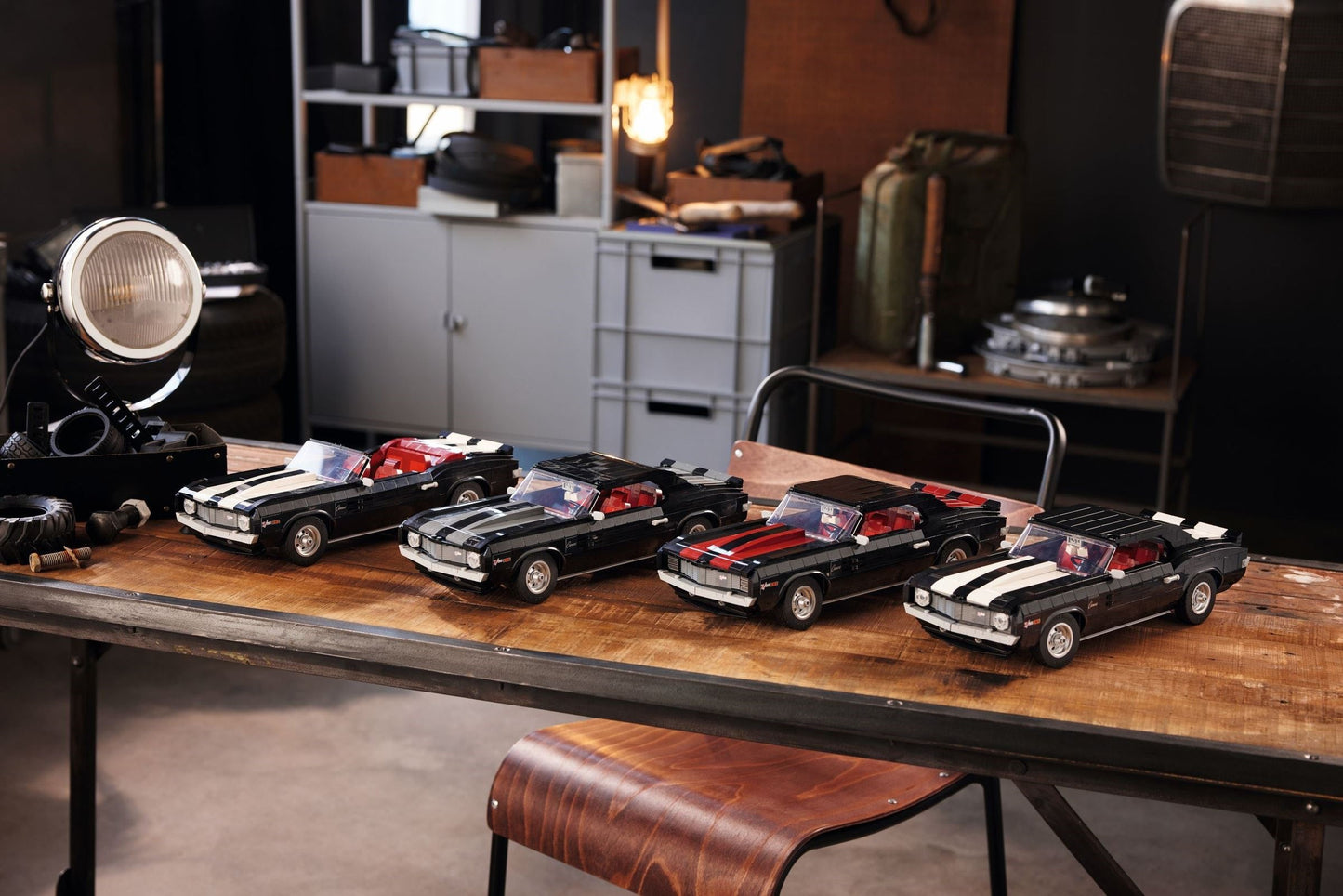 LEGO 10304 Chevrolet Camaro Z/28 1969 Muscle Car Model Kit