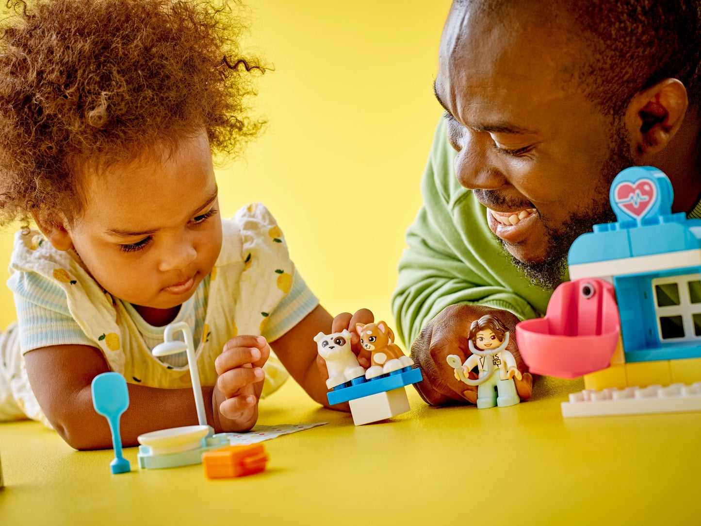 LEGO DUPLO Visit to the Vet Clinic 10438 - Pets Dog Cat Ages 2+