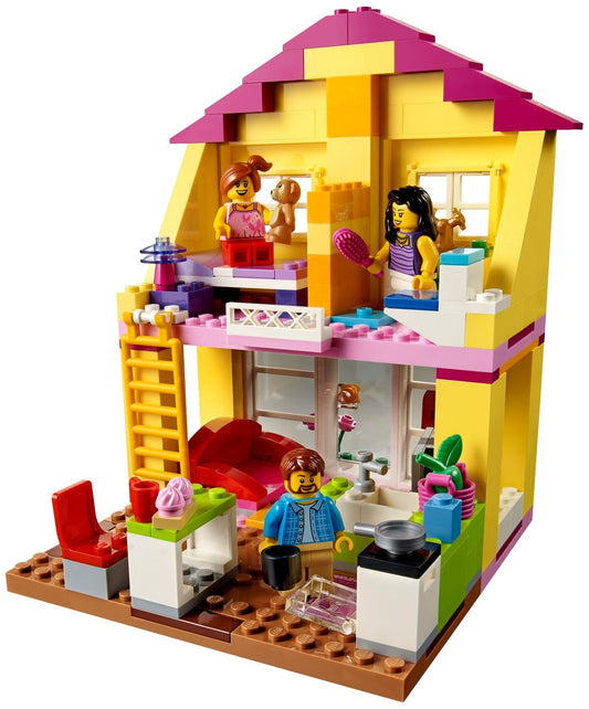 LEGO 10686 Family House: Build, Play & Learn! - Auzzistore