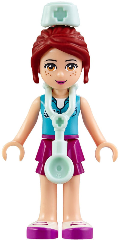 LEGO 10728 Mia's Vet Clinic: Rescue & Care Playset