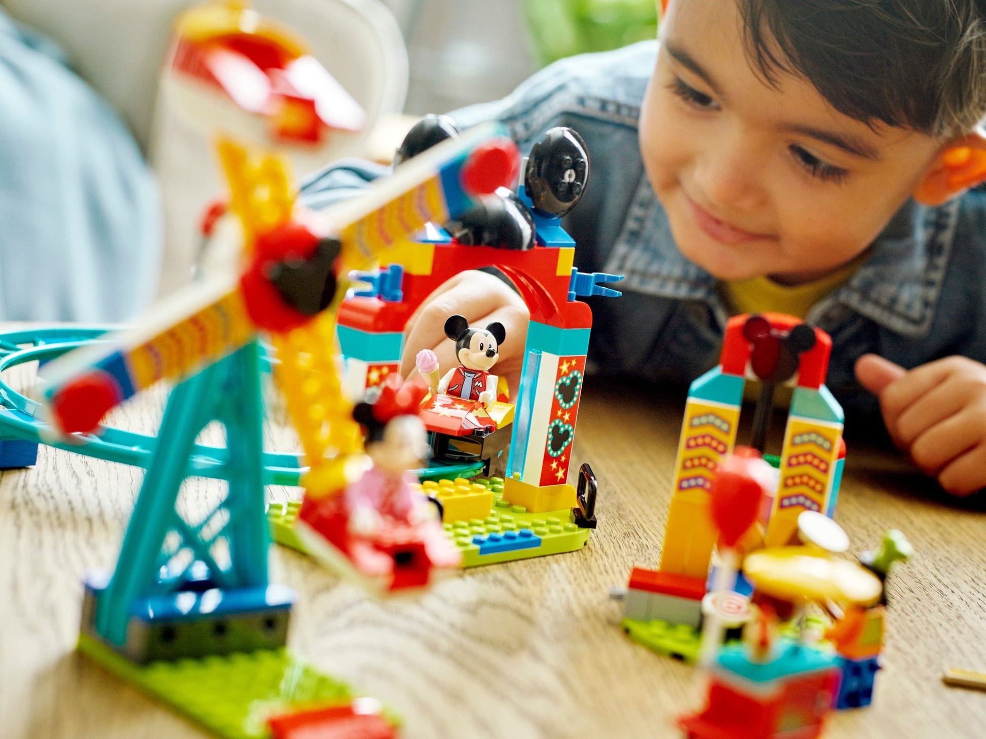 LEGO Disney 10778 Mickey, Minnie and Goofy's Fairground Fun- Auzzi Store