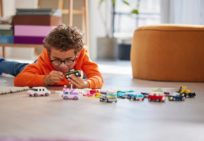 LEGO Classic 11036 Creative Vehicles 900 pcs