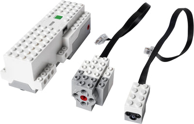 LEGO 17101 BOOST Creative Toolbox: Build & Code 5 Robots