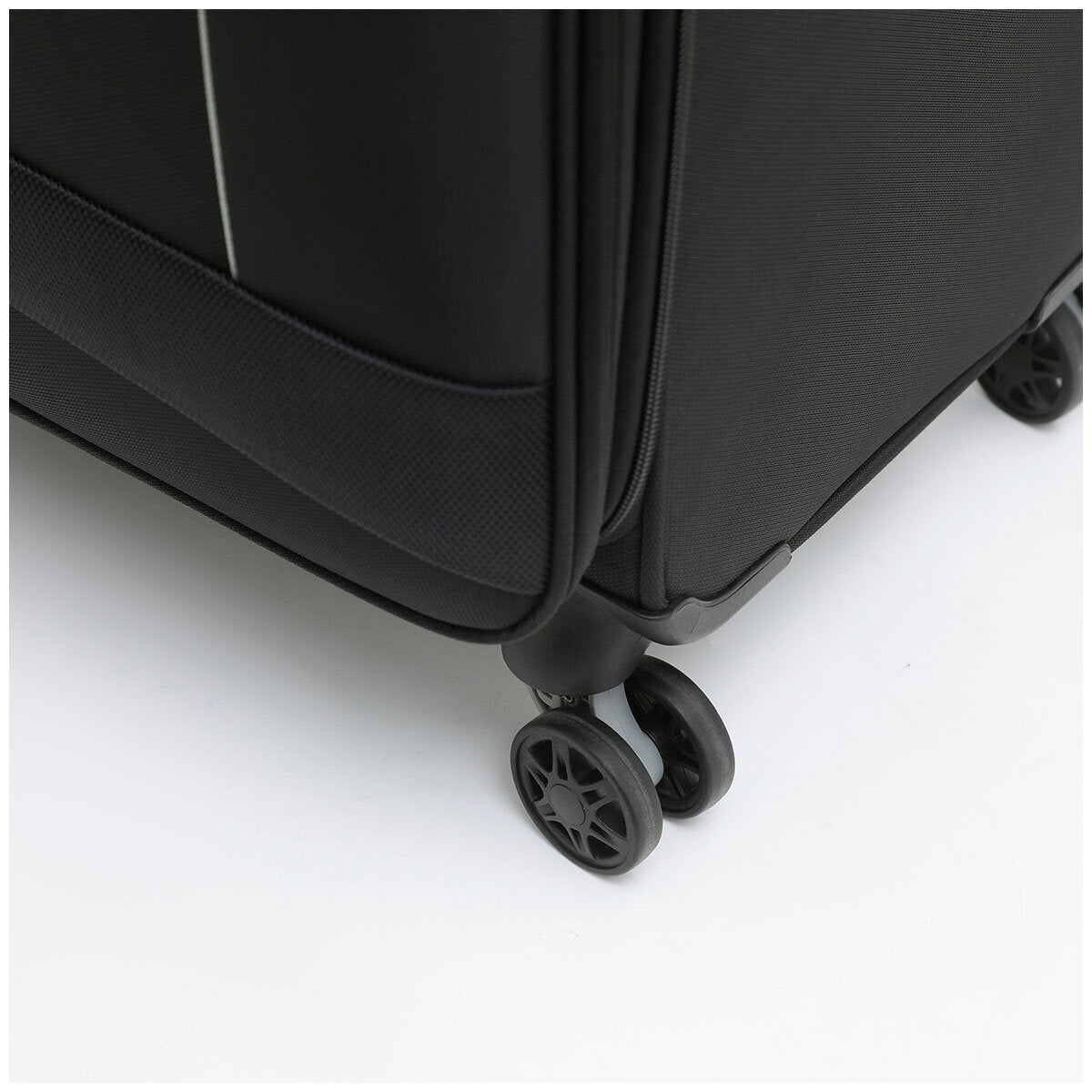 Tosca Flight Softside Luggage 3 Piece Set Black/Grey TCA787-3