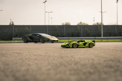LEGO 42115 Lamborghini Sián FKP 37 Technic Supercar Model
