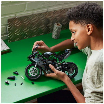 LEGO Technic Kawasaki Ninja H2R Motorcycle 42170 1:8 Scale Model Kit