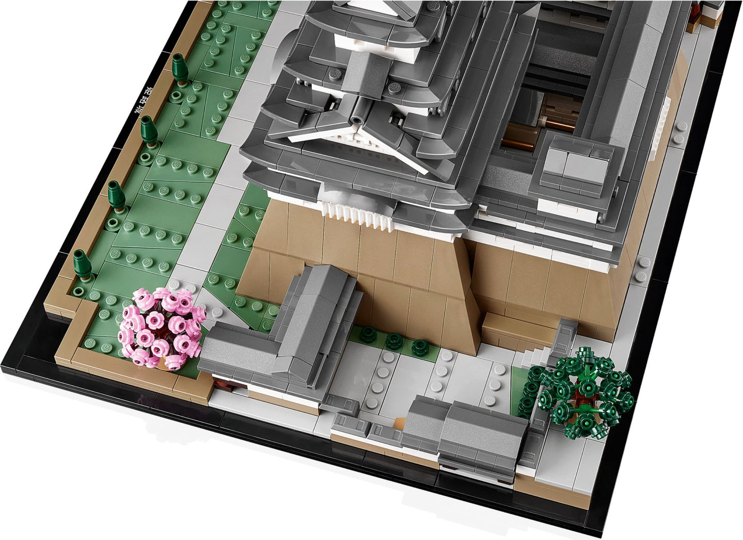 LEGO Architecture Landmarks Collection: Himeji Castle 21060 Building Set
