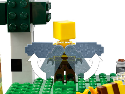 LEGO 21165 Minecraft The Bee Farm