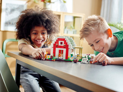 LEGO 21187 Minecraft The Red Barn Farm Animal Playset