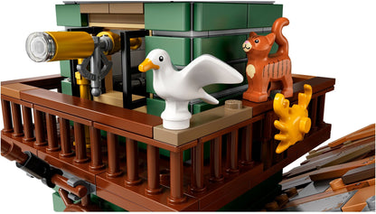 LEGO 21310 Old Fishing Store: Detailed Shop & Watchtower