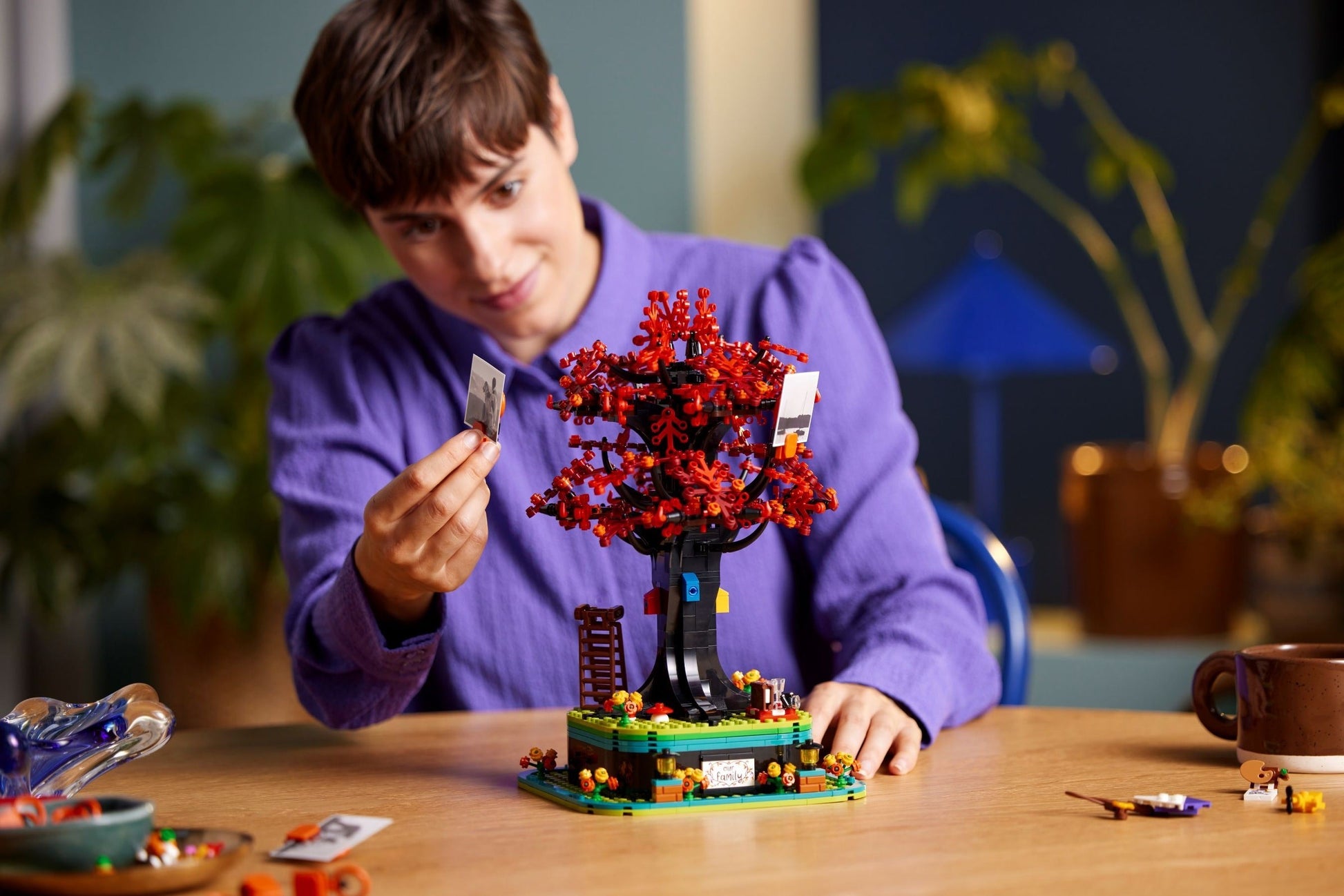 LEGO Ideas Series 21346 Family Tree- Auzzi Store