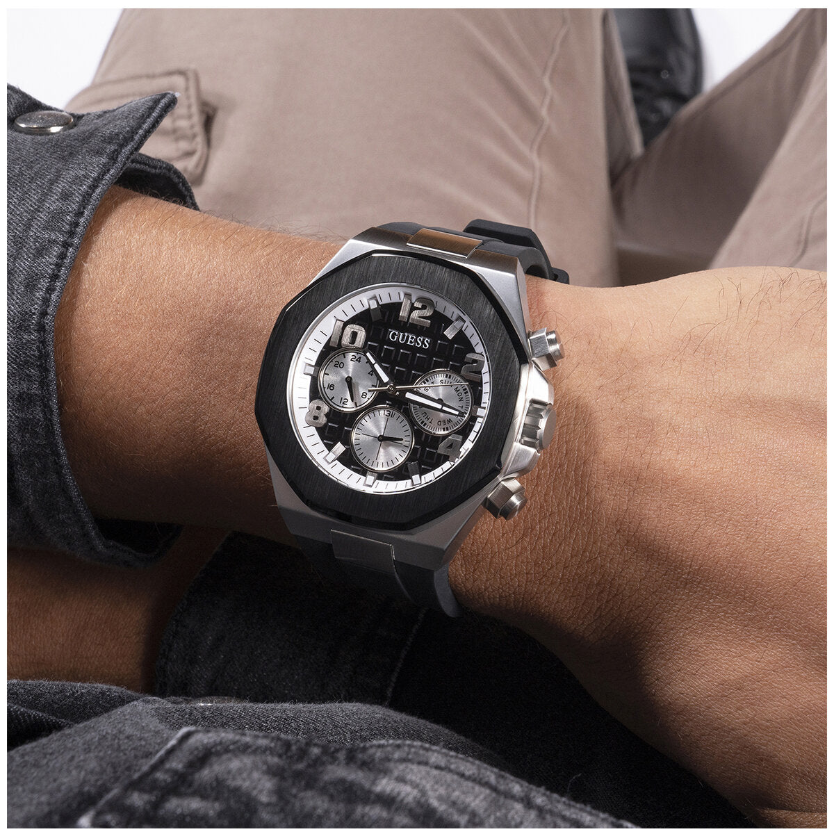 GUESS Black Silver Empire Men's Watch GW0583G1