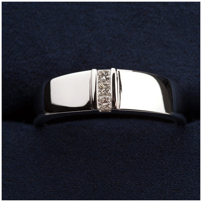 Platinum 0.15 ctw Diamond Men's Ring