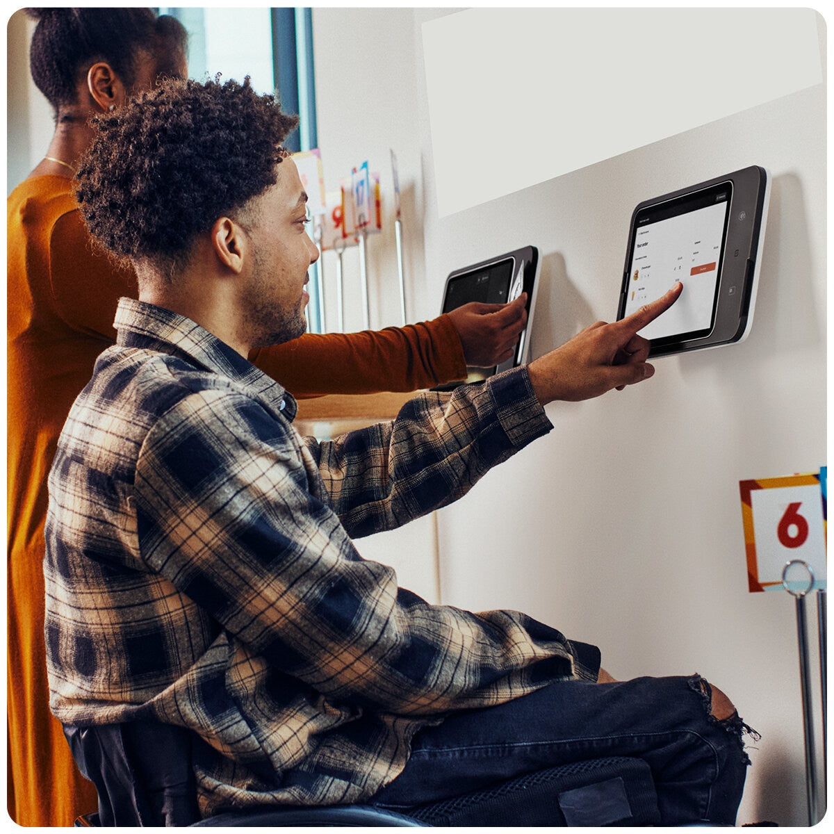 Square Kiosk + $1000 Processing Included