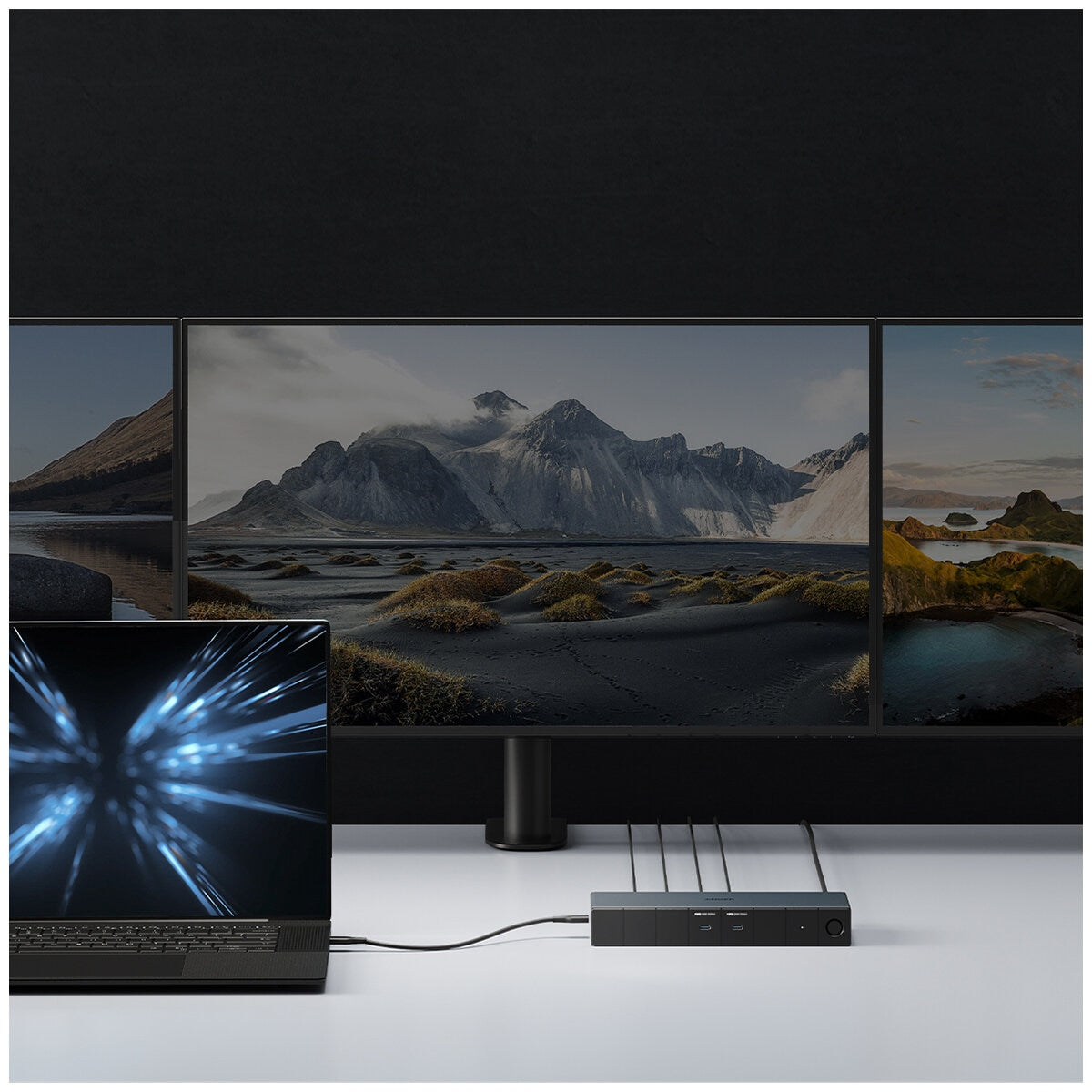 Anker 778 12 In 1 Thunderbolt 4 Docking Station A83A9TA1