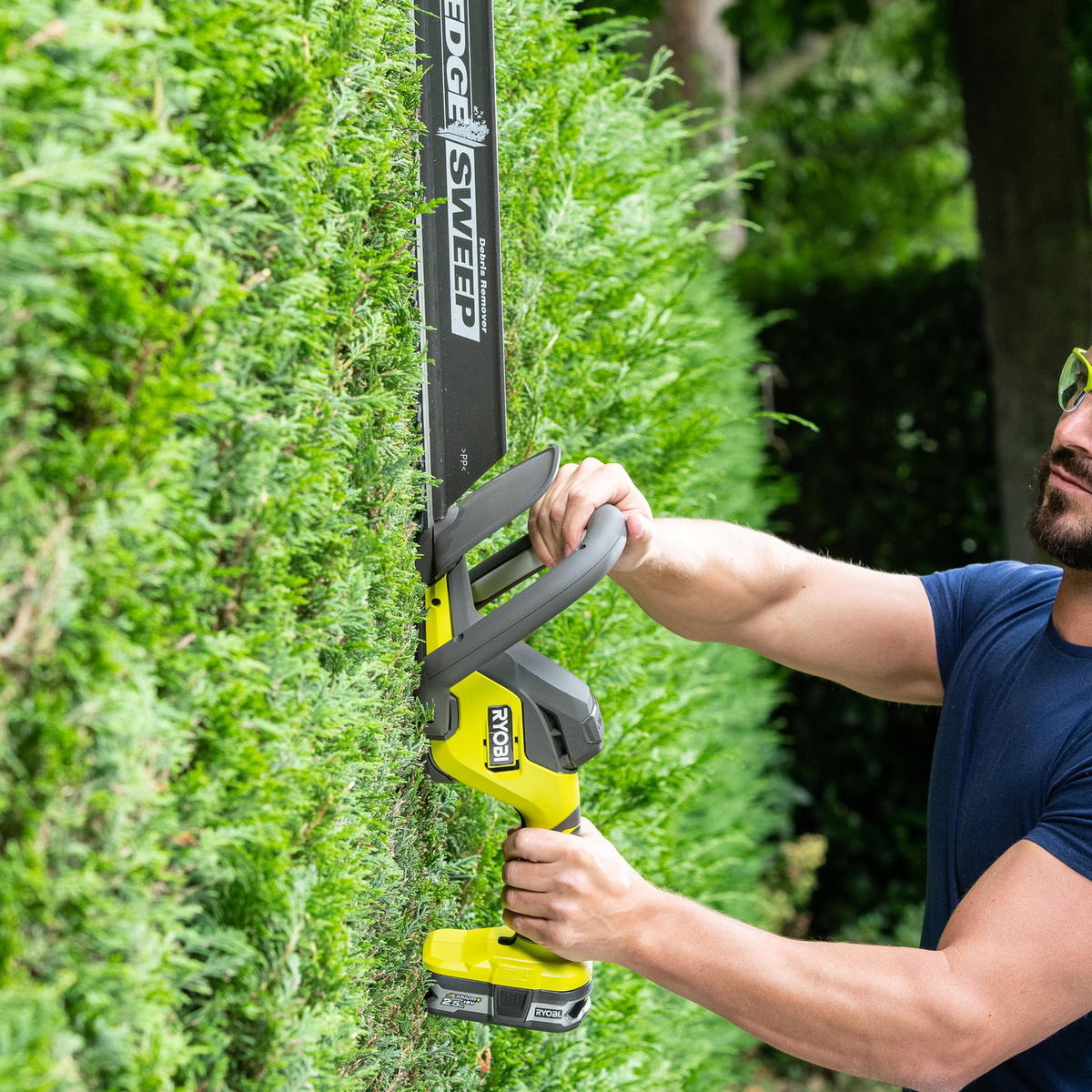 Ryobi 18V ONE+ Hedge Trimmer - 50cm - Tool Only - Clean Cuts - 22mm Capacity