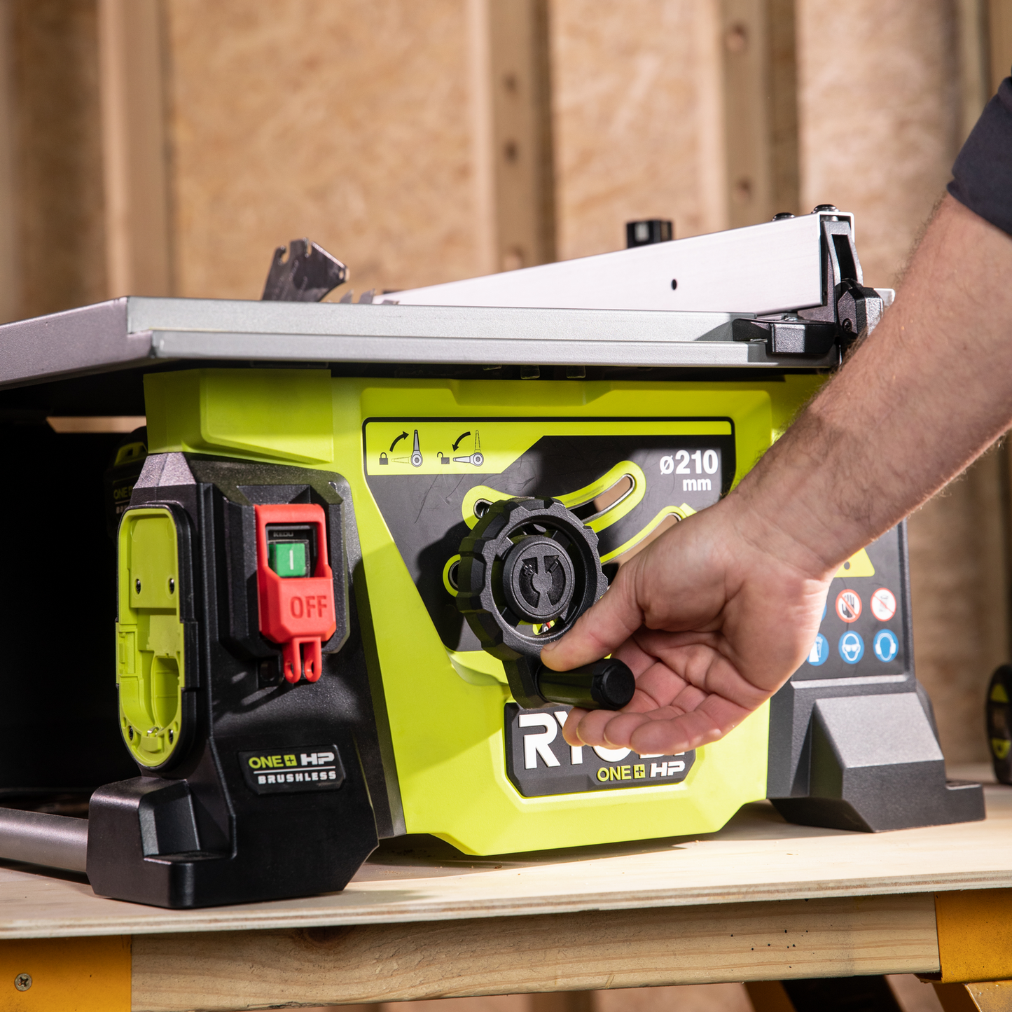 Ryobi 18V ONE+ HP™ Brushless 210mm Table Saw – Tool Only