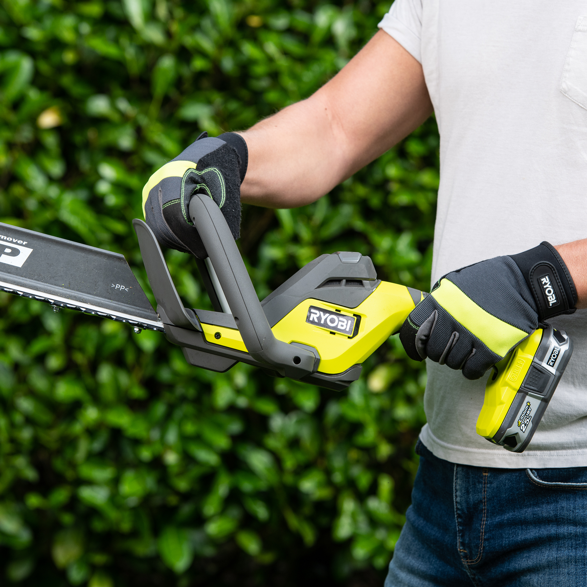 Ryobi 18V ONE+ Hedge Trimmer - 50cm - Tool Only - Clean Cuts - 22mm Capacity