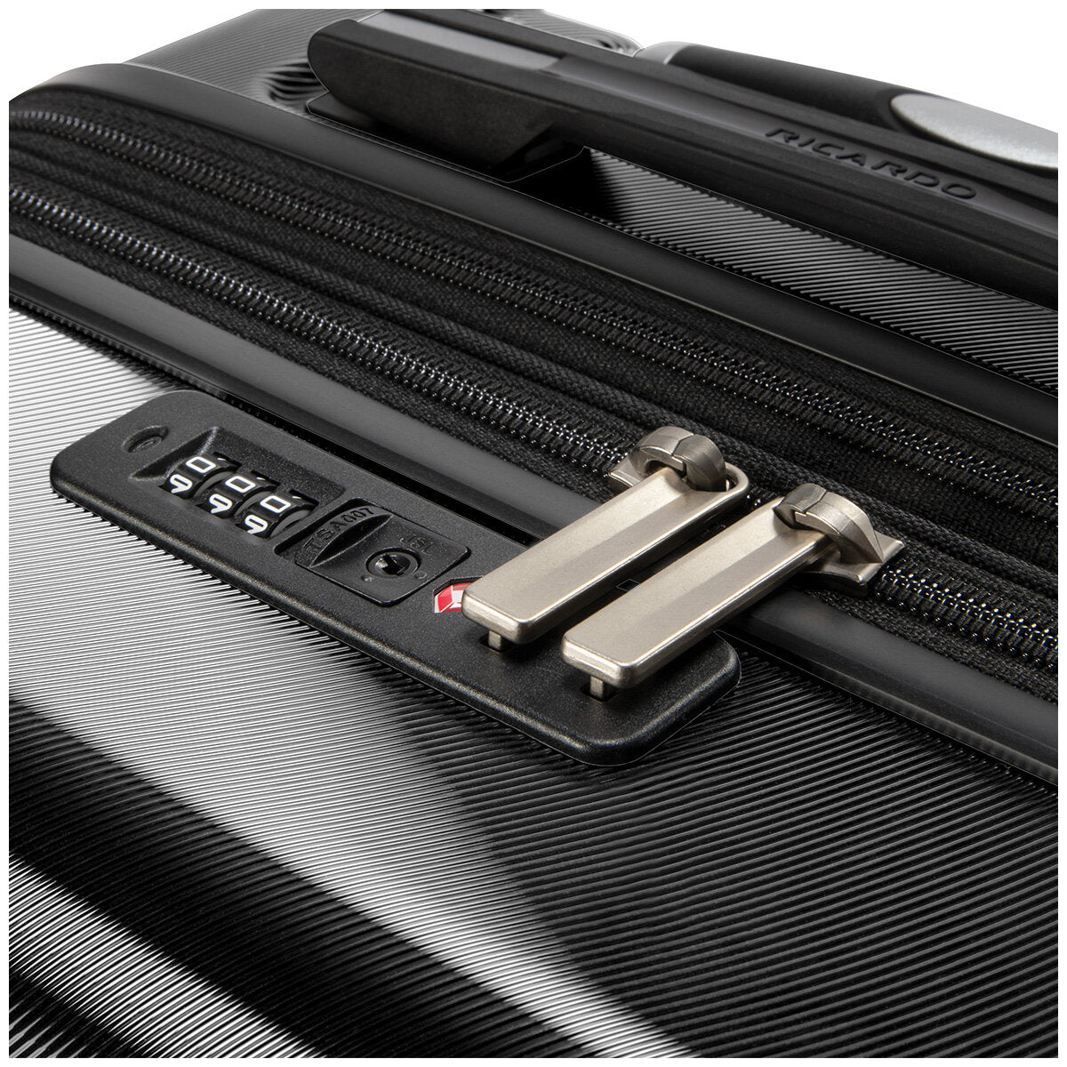 Ricardo Beverly Hills Vista Point Luggage Set 2 Piece Black