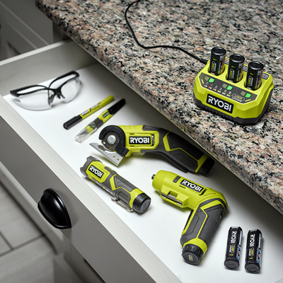 Ryobi USB Lithium 3 Port Charger - 3A - Compact - Fast Charging - RC43P