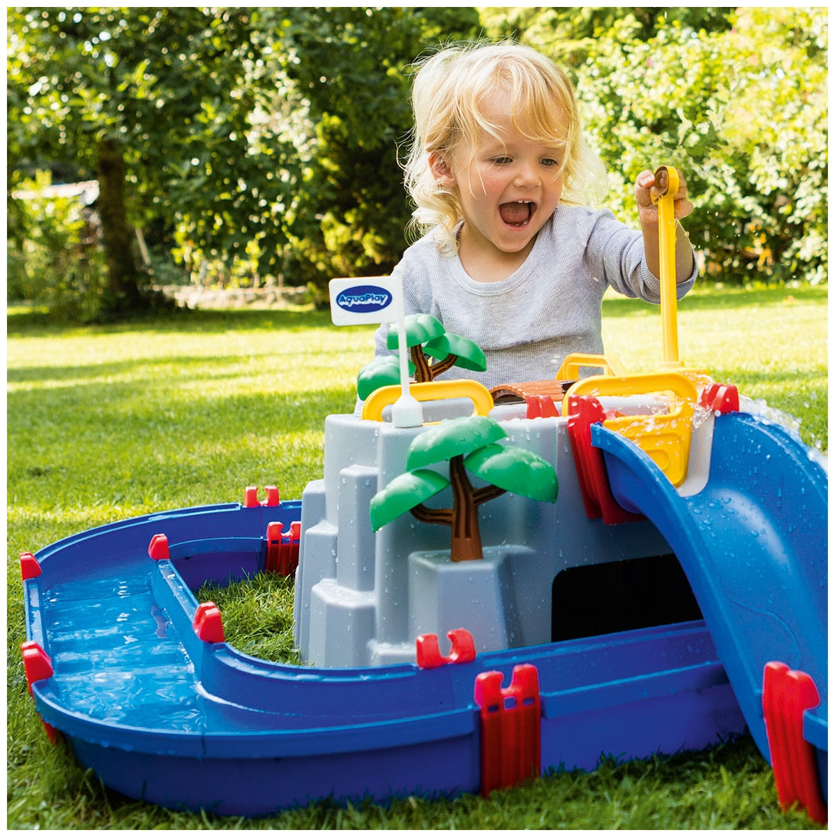 AquaPlay Mountain Lake Playset with Lock Gates and Boats, Educational Water Toy for Kids