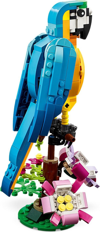 LEGO Creator 3-in-1 Series 31136 Exotic Parrot