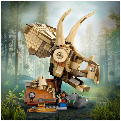 LEGO Jurassic World Dinosaur Fossils: Triceratops Skull Model Set 76969