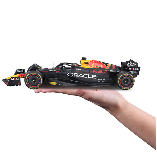 Maisto 1:18 Scale Formula 1 Diecast Car with Authentic Decals and Aerodynamic Design