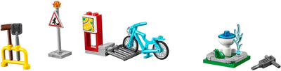 LEGO 40170 City Accessory Set: Streetlights, Fountain & More