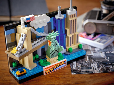 LEGO Creator Series 40519 New York Postcard