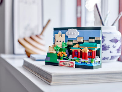 LEGO Creator Series 40654 Beijing Postcard