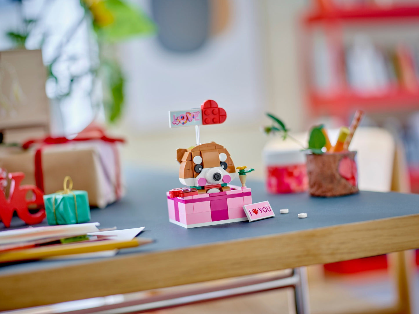 LEGO 40679 Love Gift Box Limited Edition