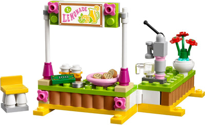 LEGO 41027 Mia's Lemonade Stand: Scooter, Cookies & Fun!
