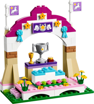LEGO 41057 Heartlake Horse Show: Stephanie's Riding Competition