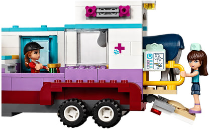 LEGO 41125 Horse Vet Trailer: Rescue & Care for Injured Ponies