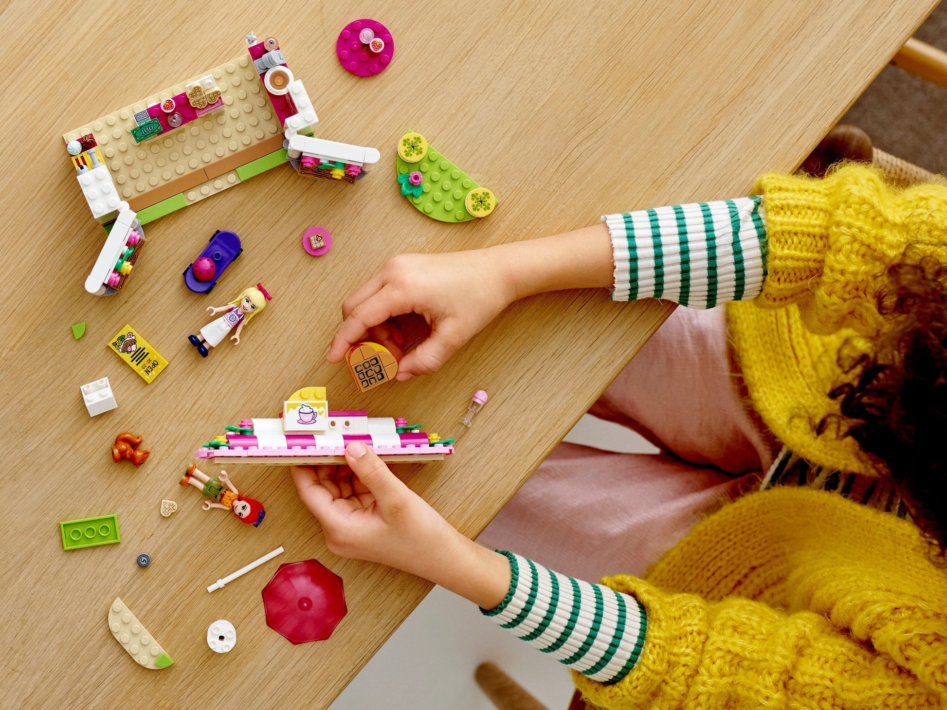 LEGO Friends 41426 Heartlake City Park Café- Auzzi Store