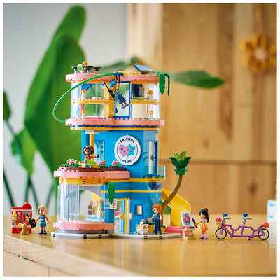 LEGO Friends Heartlake City Club House 42689 794-Piece Set