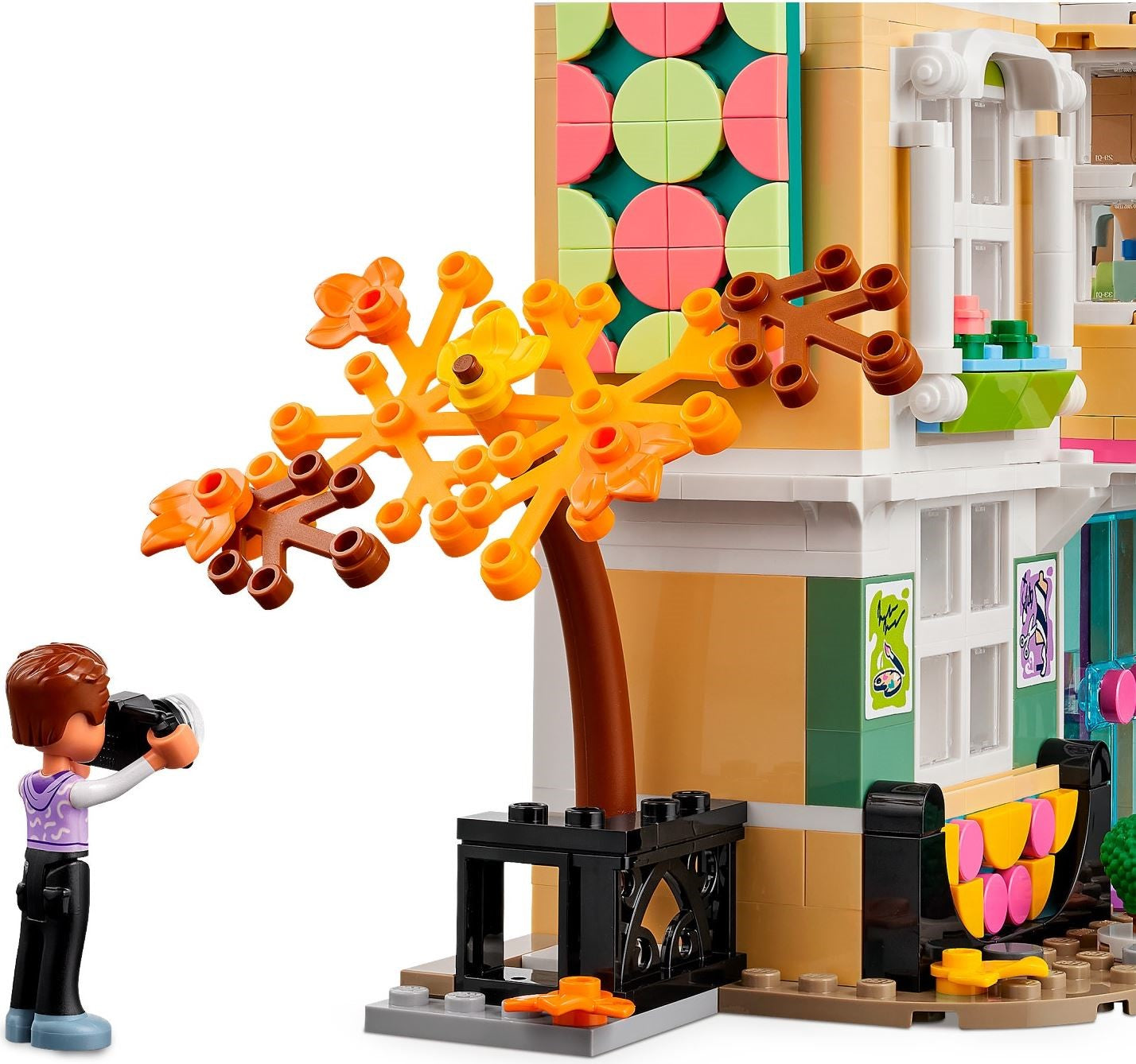 LEGO Friends Emma’s Art School 41711