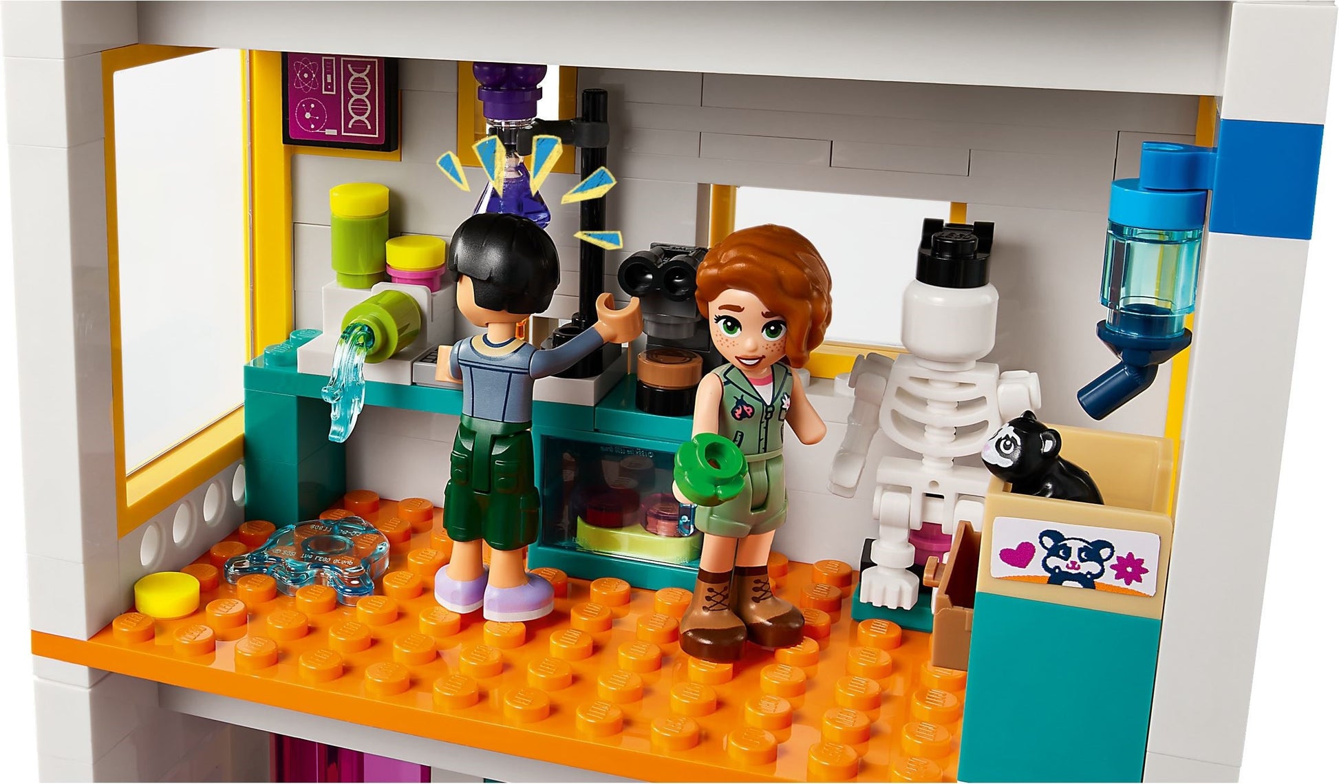 LEGO Friends Series 41731 Heartlake International School- Auzzi Store